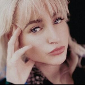 Meet your Posher, Rhonda